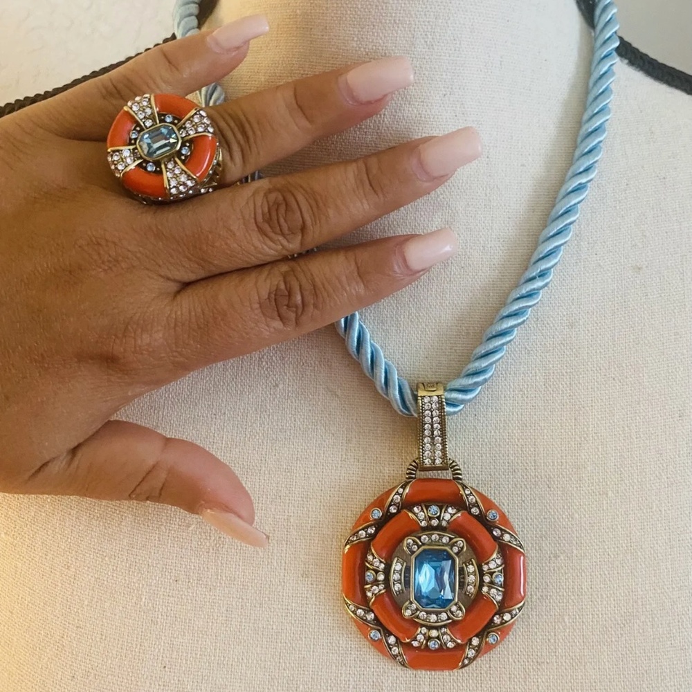 New HEIDI DAUS Newport Chic II Enamel 2 pc Set Necklace Ring 6 Coral